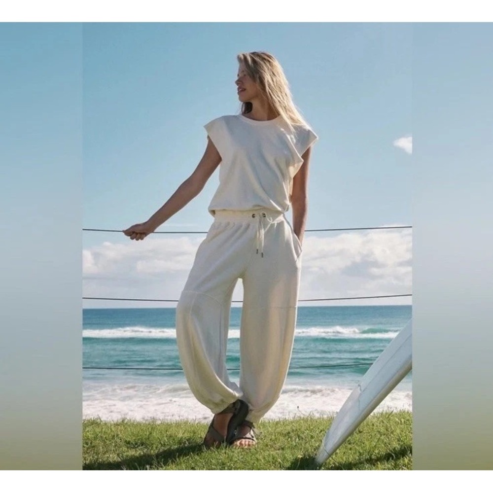 Free People Movement Throw And Go Jumpsuit SM One Piece Ivory Sweats‎ oversized